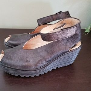 Wedge open toe shoes